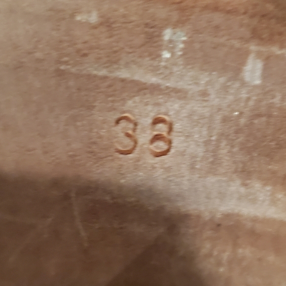 CHANEL CC Logo Vtg. Brown Platform Clogs Brass Accent Flawless On Trend Rare - Picture 6 of 14